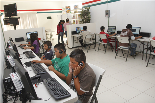 Holiday Tree Lighting