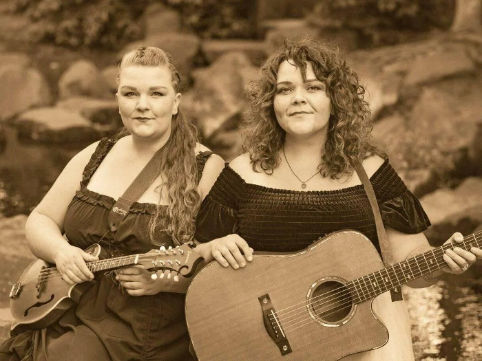 Live Music: Calico Bones