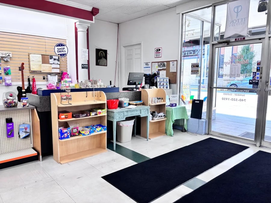 Dick’s Music Shop, Music Lessons & Instrument Repair