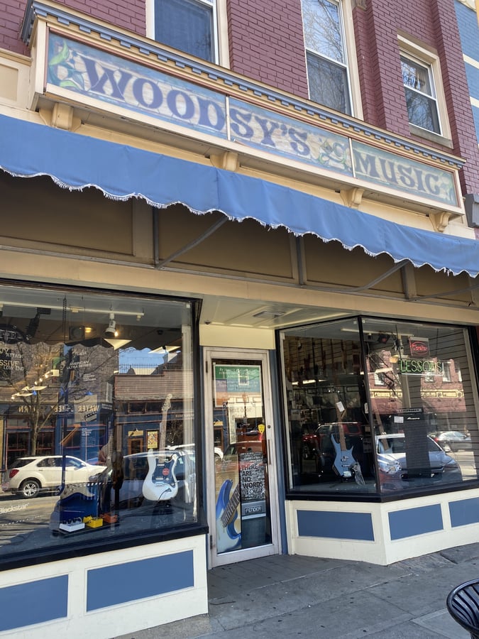 Woodsy's Music - Kent Headquarters