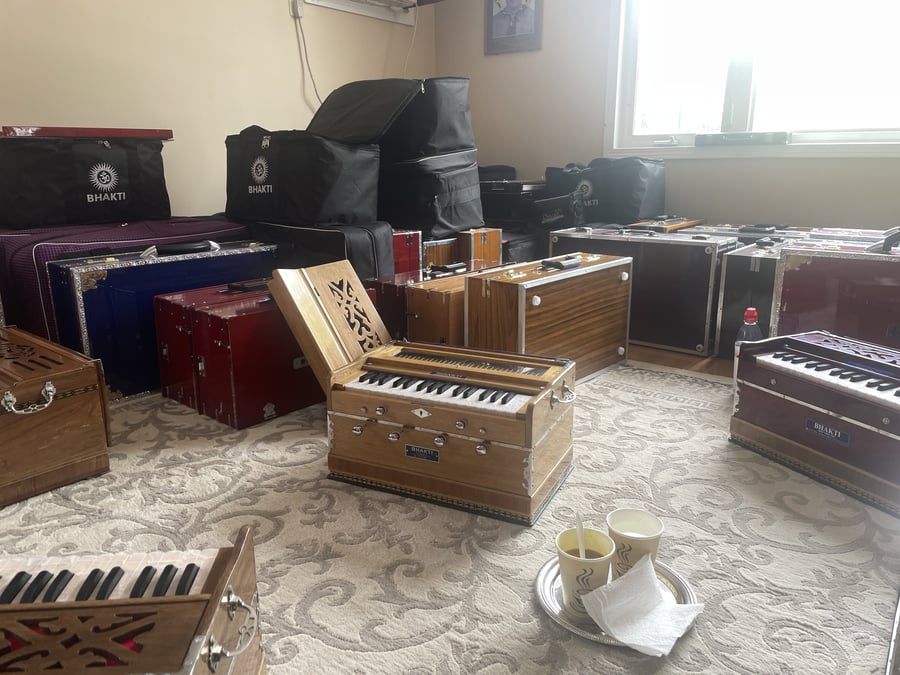 Mindra's Harmonium Sales & Repairs