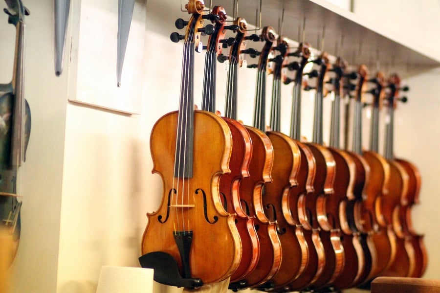 John Montgomery Violins Inc