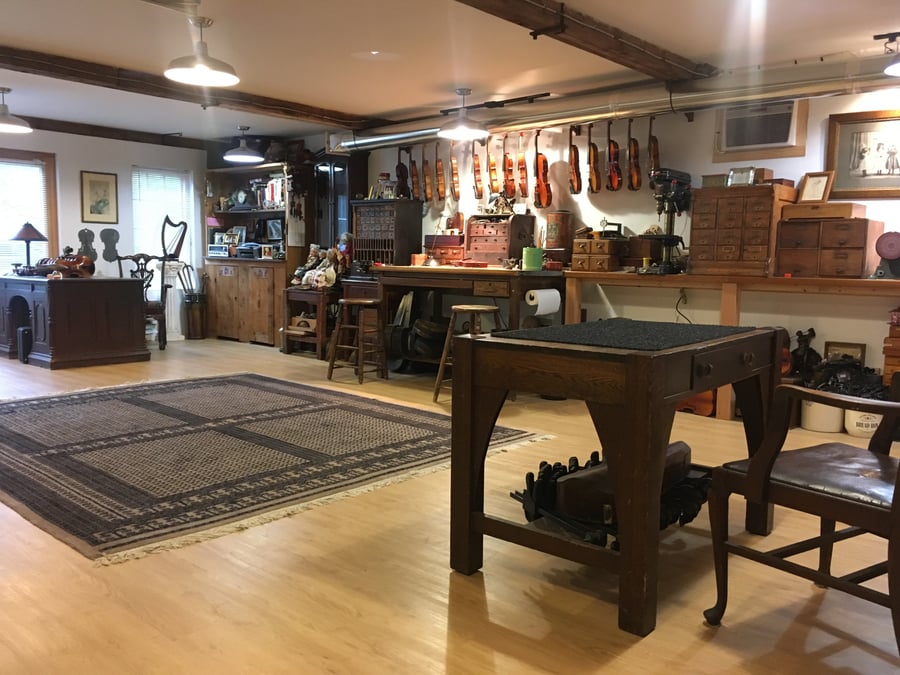 Michael Lyons Violins