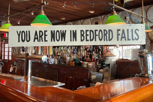 IT'S A WONDERFUL LIFE Viewing Party