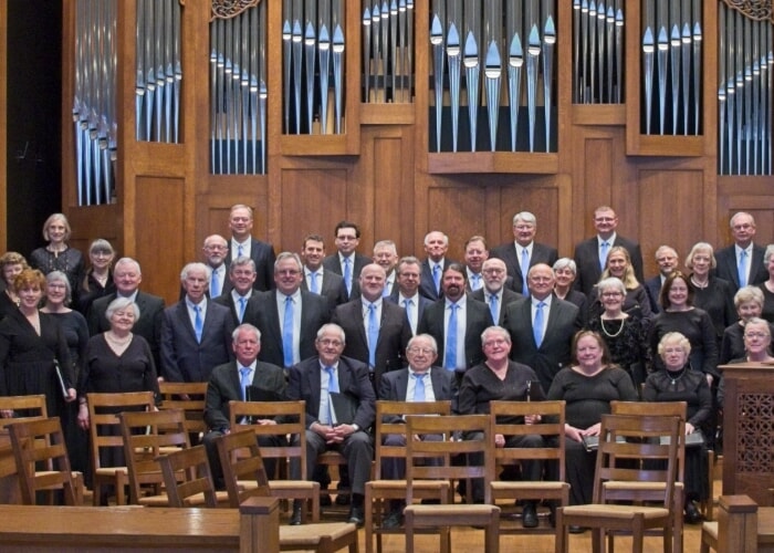 Rockingham Choral Sings "Gloria"