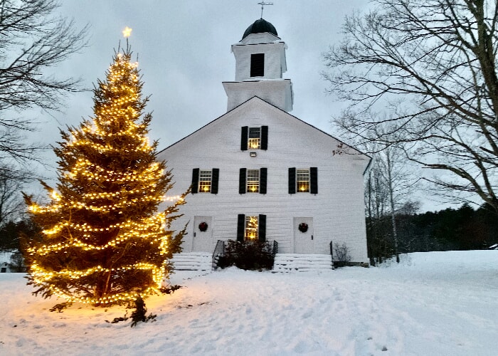 Tree Lighting and Carol Sing in Etna