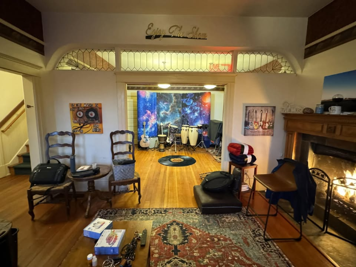 Open Mic Saturday at The Groove