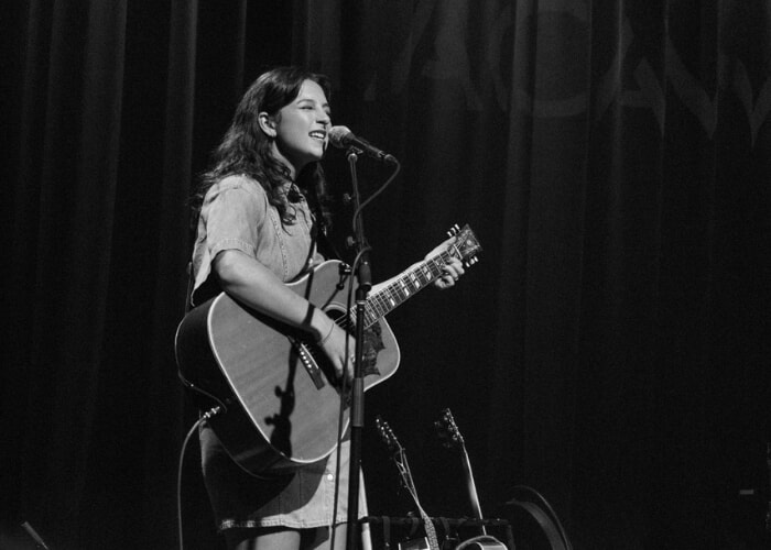 Live Music at Rock Island with Penelope THornton