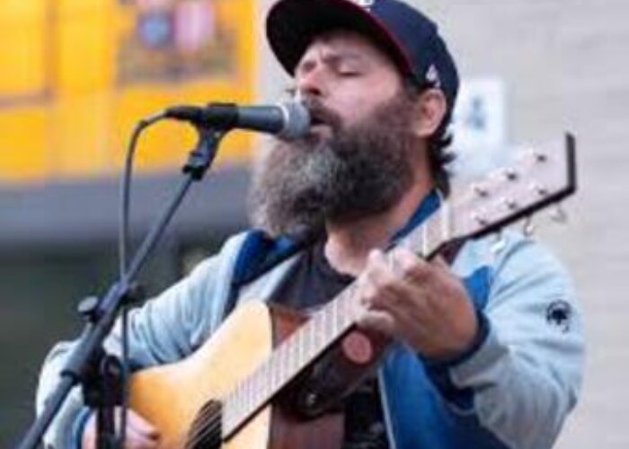 FREE LIVE MUSIC: Chuck Sitero