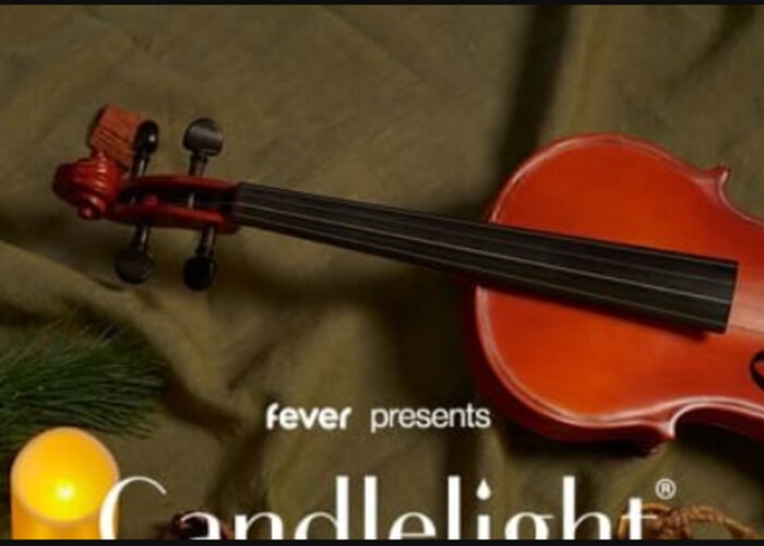 Candlelight: Christmas Carols on Strings
