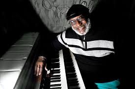 Dr. James Polk's CENTERPEACE