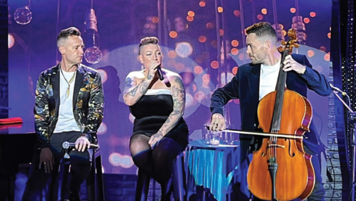 Cello Voci for Christmas