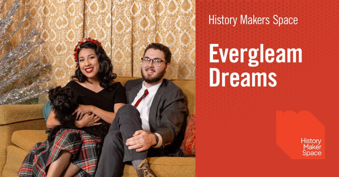 Evergleam Dreams: A Vintage Holiday Display