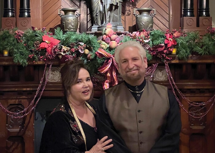 A Gilded Age Holiday: Live Opera in Glenview