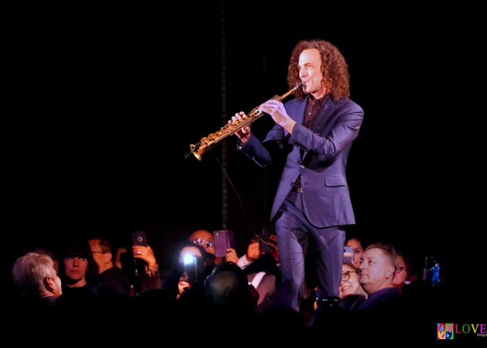 Kenny G The Miracles Holiday and Hits Tour 2025