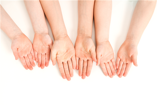 Hispanic Community Liaison Office - Cafecito con Mariela