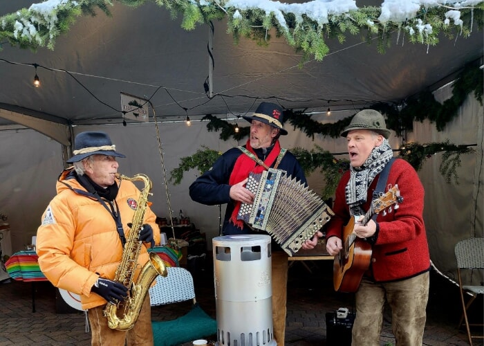 Those Austrian Guys, Live Music