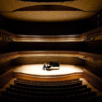 Anthony McGill, clarinet Randall Goosby, violin Joshua Mhoon, piano