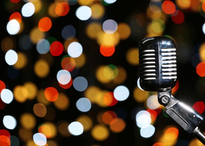 Simpson Meadows: Deck the Halls with Karaoke Night