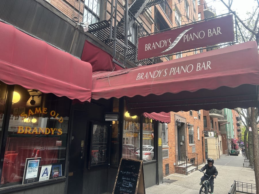 Brandy's Piano Bar