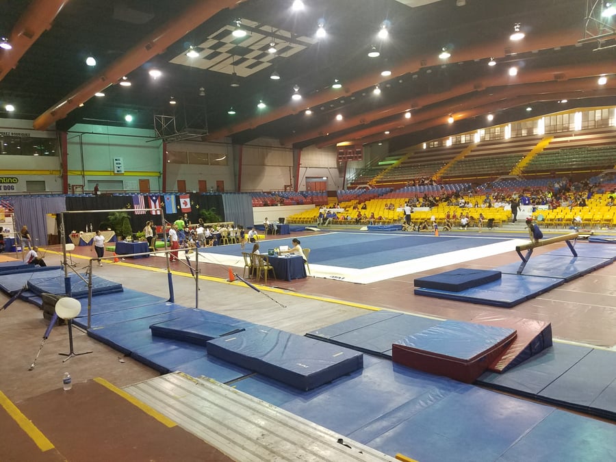 Coliseo Héctor Solá Bezares