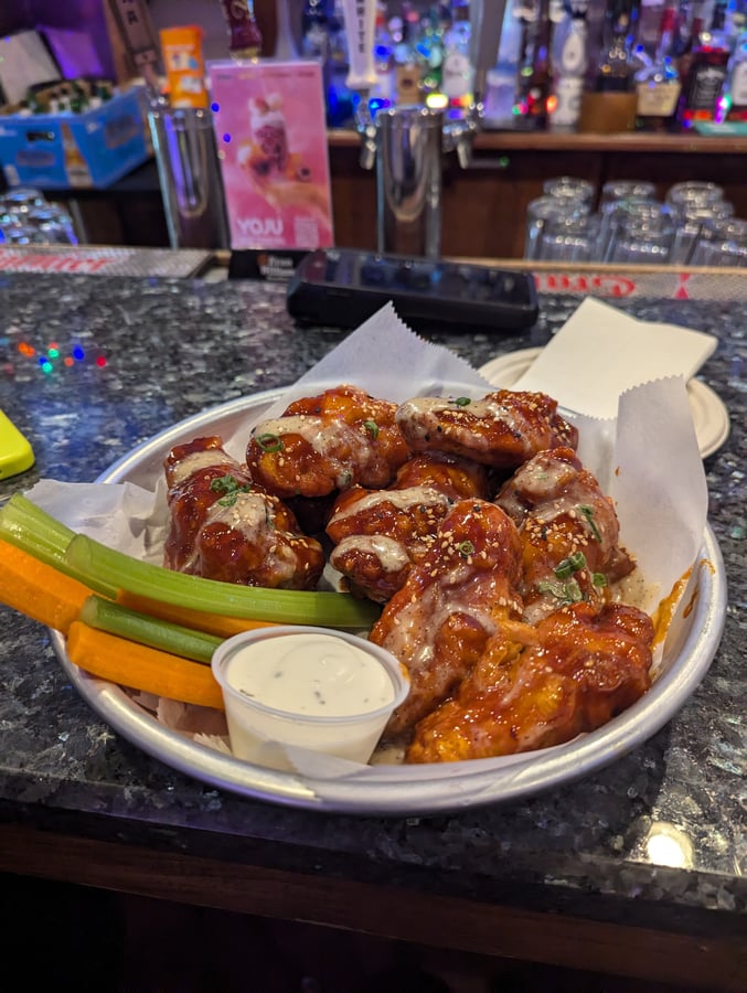 Lulu Cafe / Karaoke bar