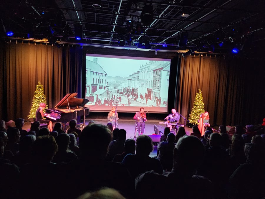 New Spire Arts Stages