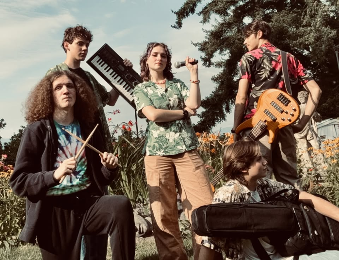 Live Music ft. Tornado Beach