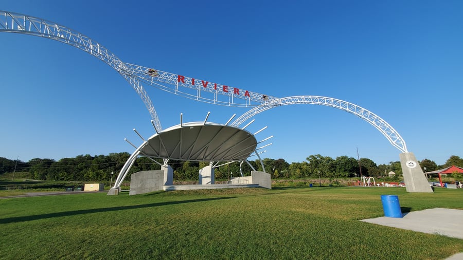 Prairie Meadows Riviera Stage