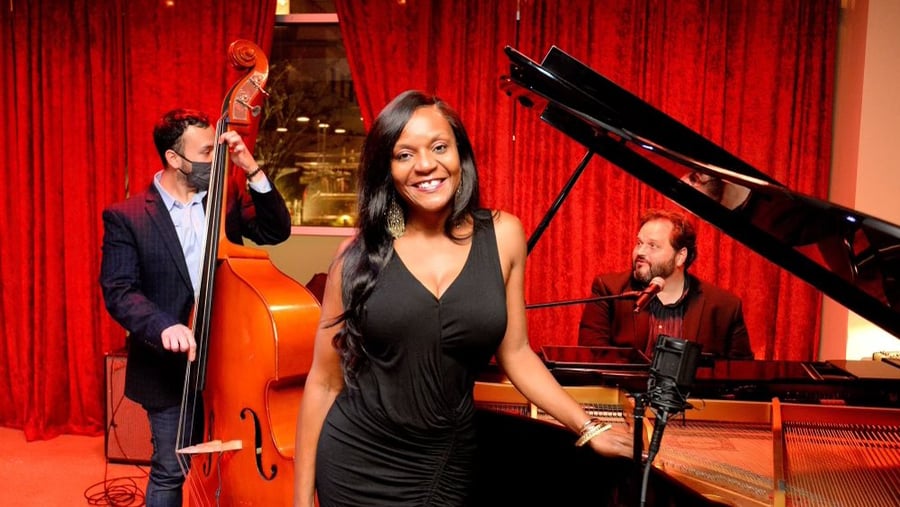 Breezy Jazz House & Restaurant