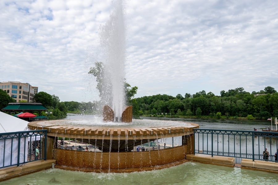 Columbia Lakefront Stage
