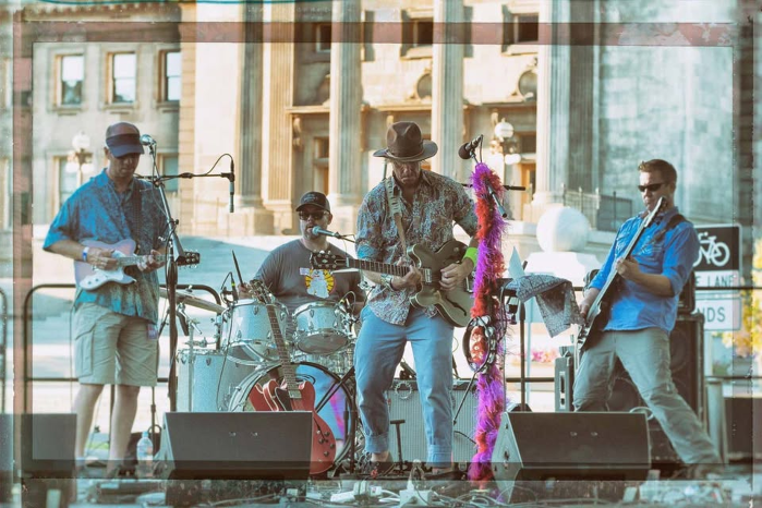 Bread & Circus live at Foresters