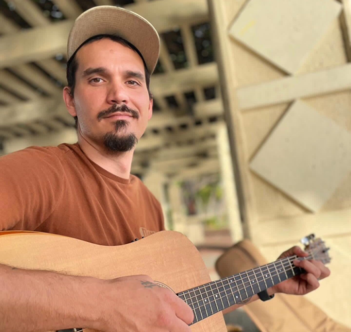 Live Music w/ Darin C.