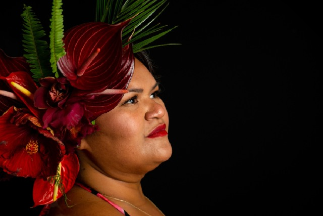 Paula Fuga Home for the Holidays | December 12