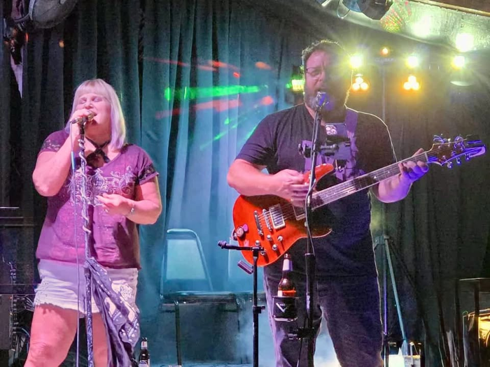 LIVE MUSIC w/ Weston Papp