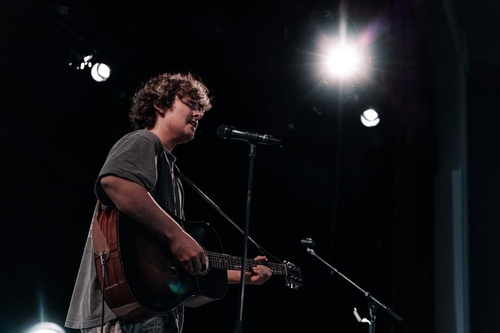 Music with Jacob Mitchell | O'Callahans