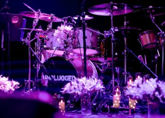 "The 90's Unplugged" with Unplugged (MTV Unplugged Tribute Band)