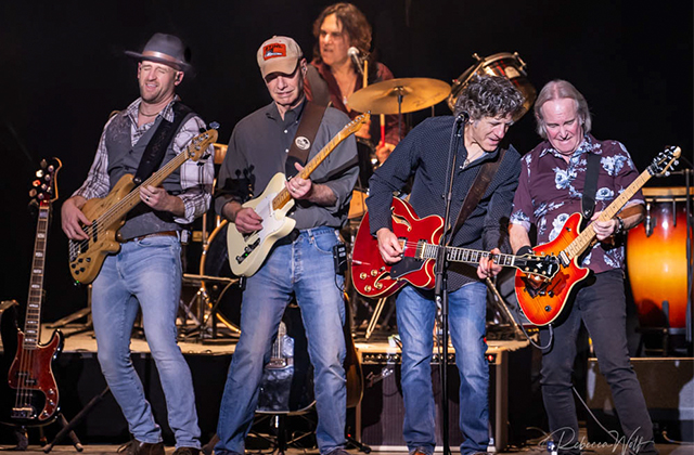 Best of the Eagles - 100% Live, No Tracks