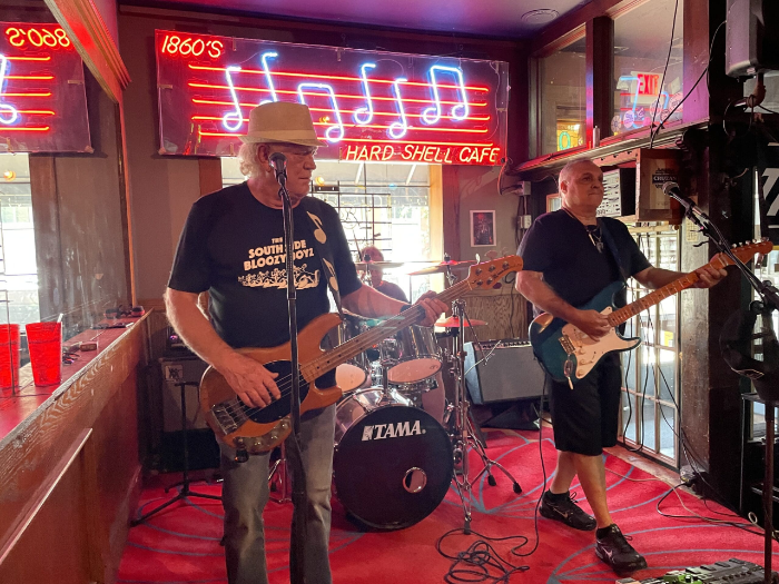 Michael Thomas and the Travelin' Band, 9 to 1 a.m., no cover