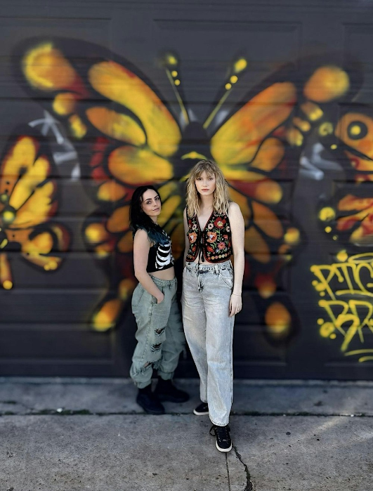 Of Monarchs Live Music at Luvwoo Bar (FREE)