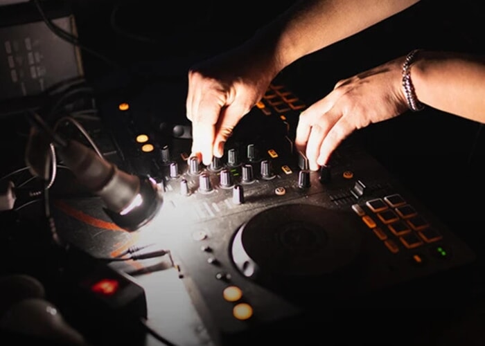 Paramore Night w/ DJ Jessi Sanderz