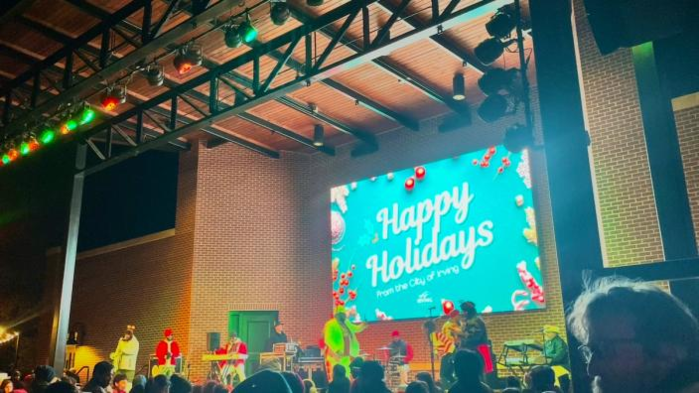 Holidays at Heritage: Live Music + Holiday Movie