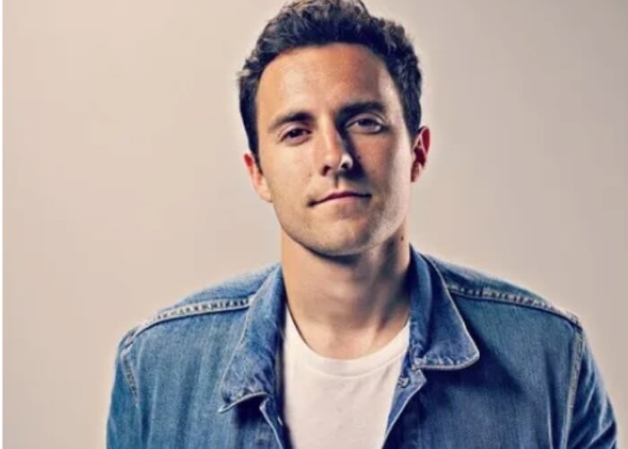 LIVE MUSIC ON THE GREEN - TANNER HOWE