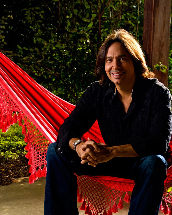 Christmas on the Keys! Piano Concert with James T. Slater!