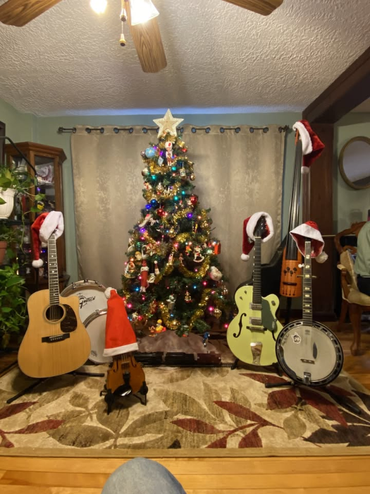 Worcester Sings The Holidays!