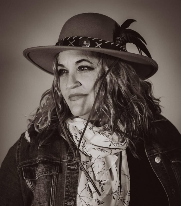 Live Music featuring Rhett DuCouer