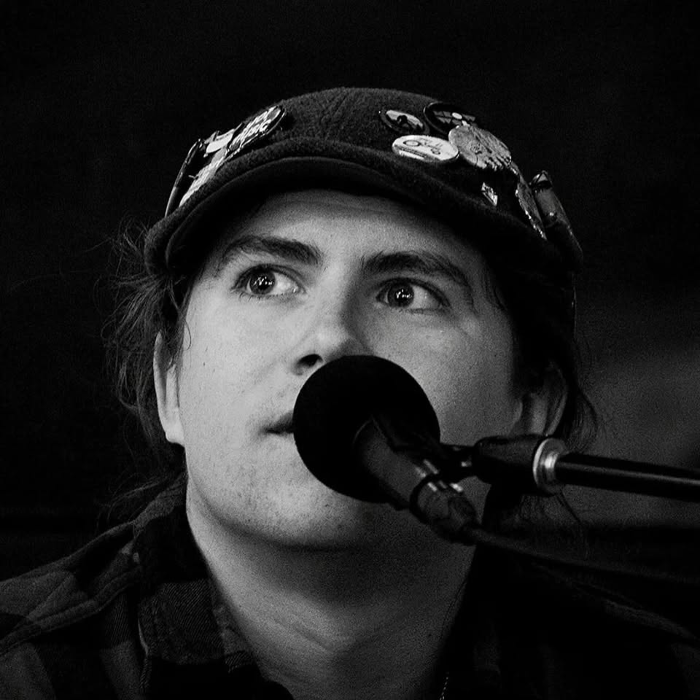 Live Music featuring Luke Woltanski