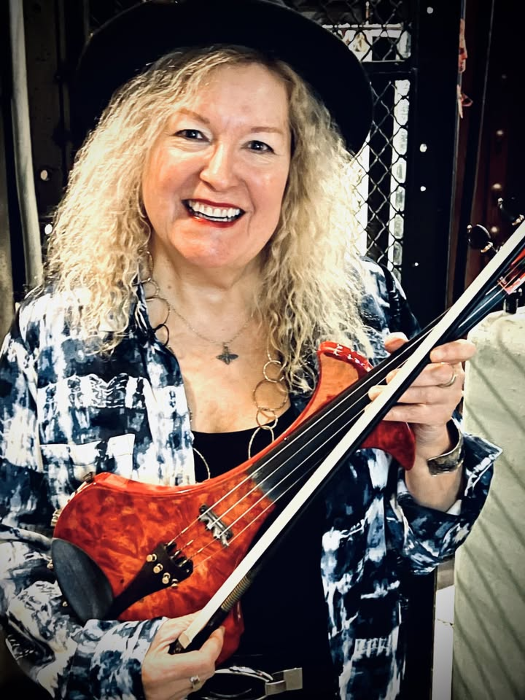 Pamela Benton - StringzOnFire!