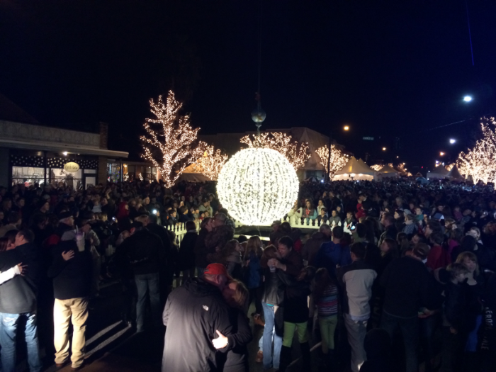 Fairhope's New Year's Eve Street Party
