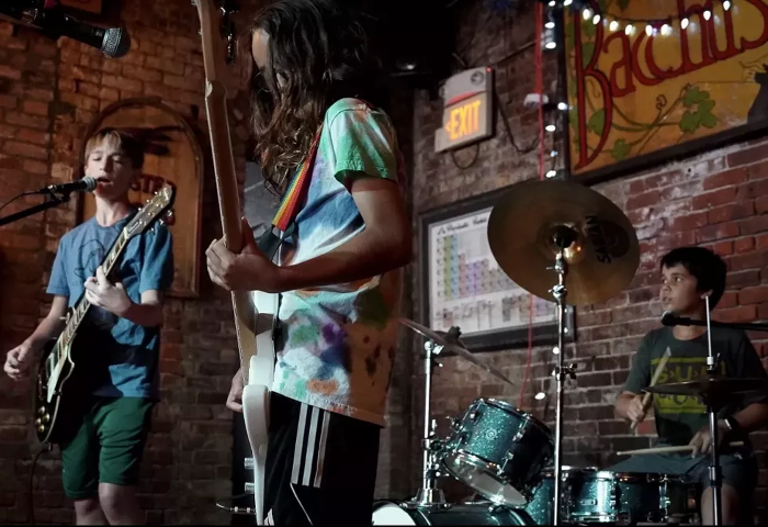 Llama Parade - Live at Bacchus!